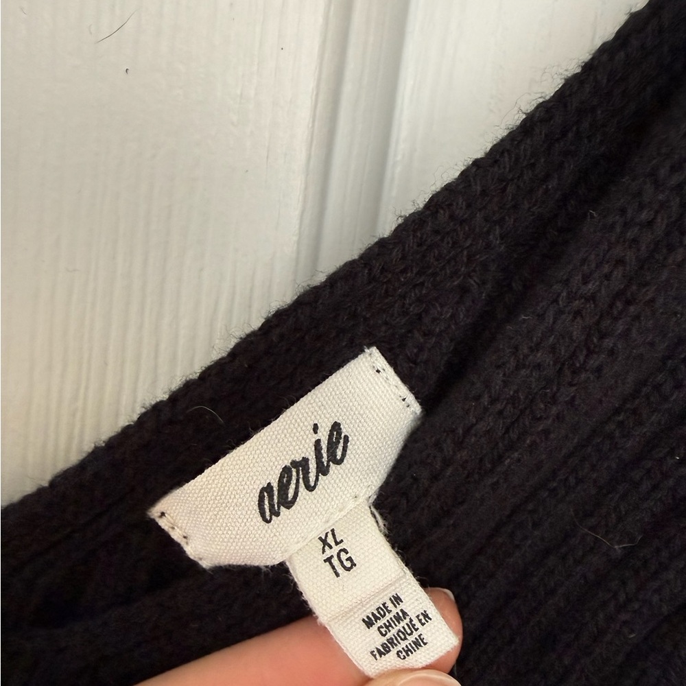 Aerie Black Ribbed Knit Sweater Top - Picture 6 of 8